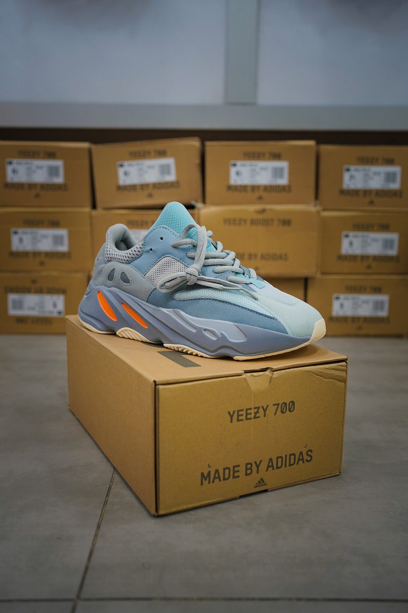 yeezy 700 inertia