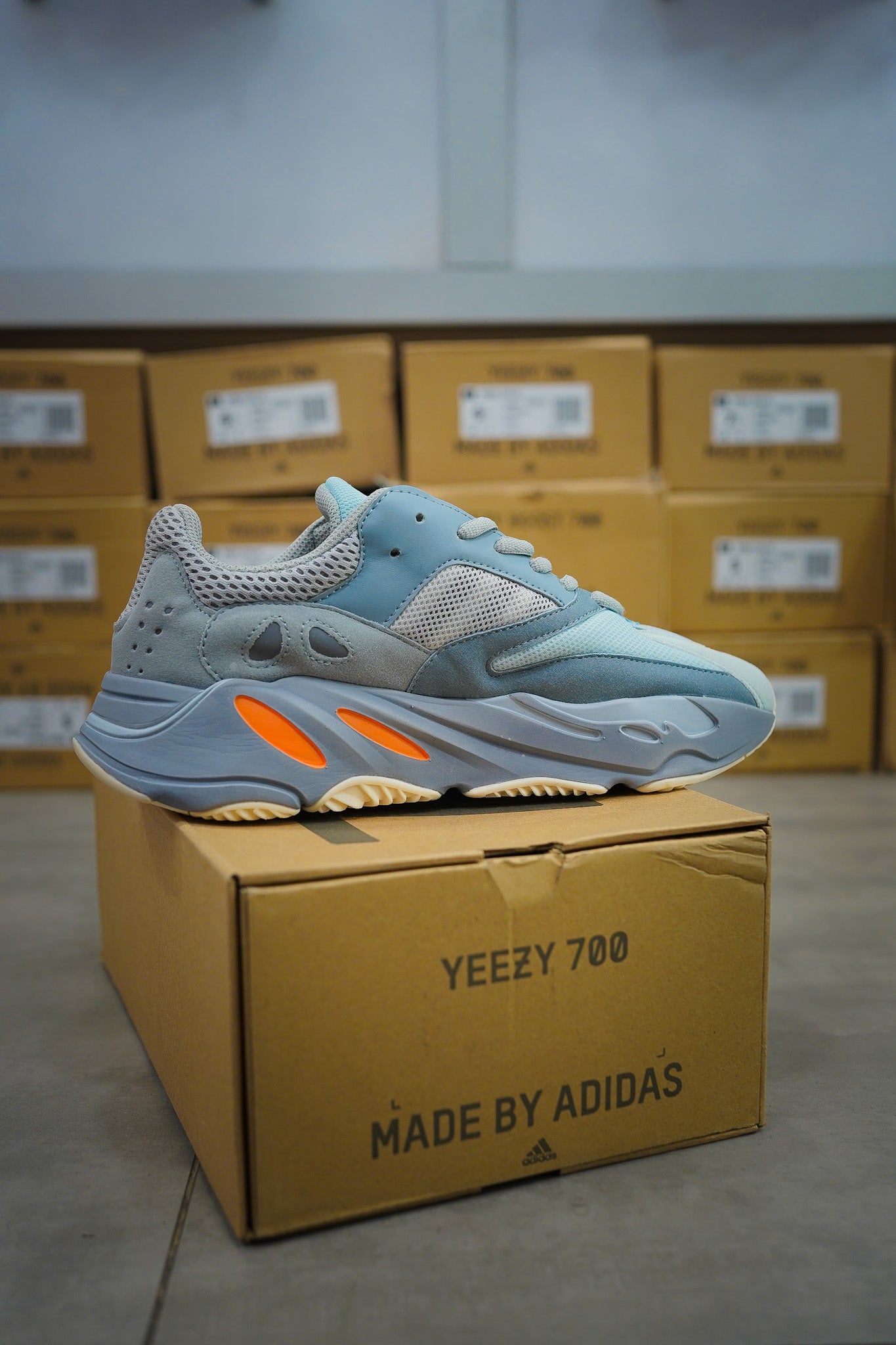 yeezy 700 inertia